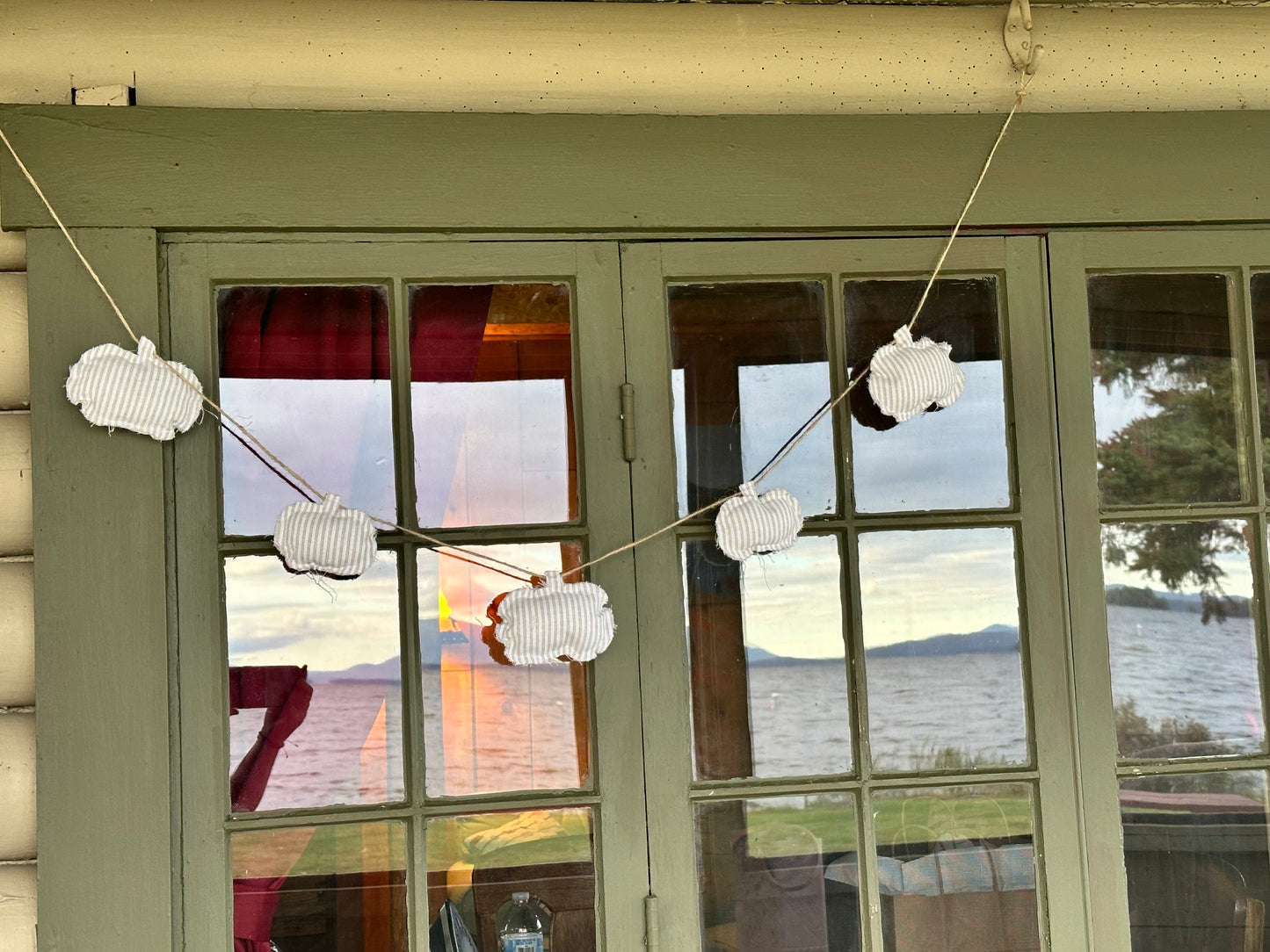 Striped Pumpkin Garland