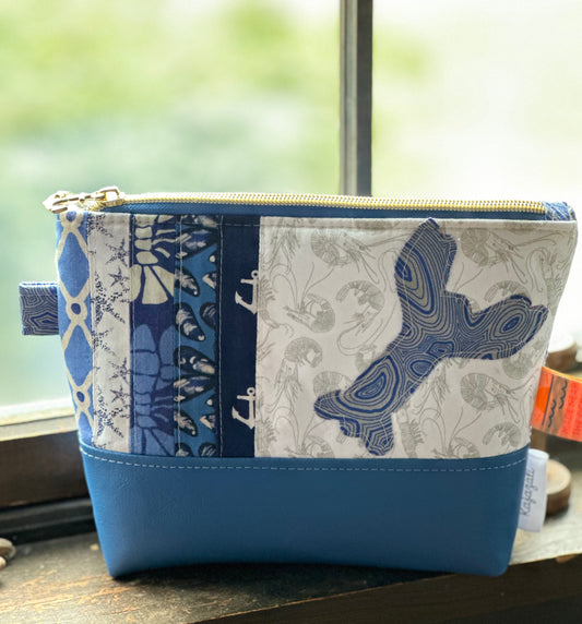 Blue Lobster Andy Zip Pouch