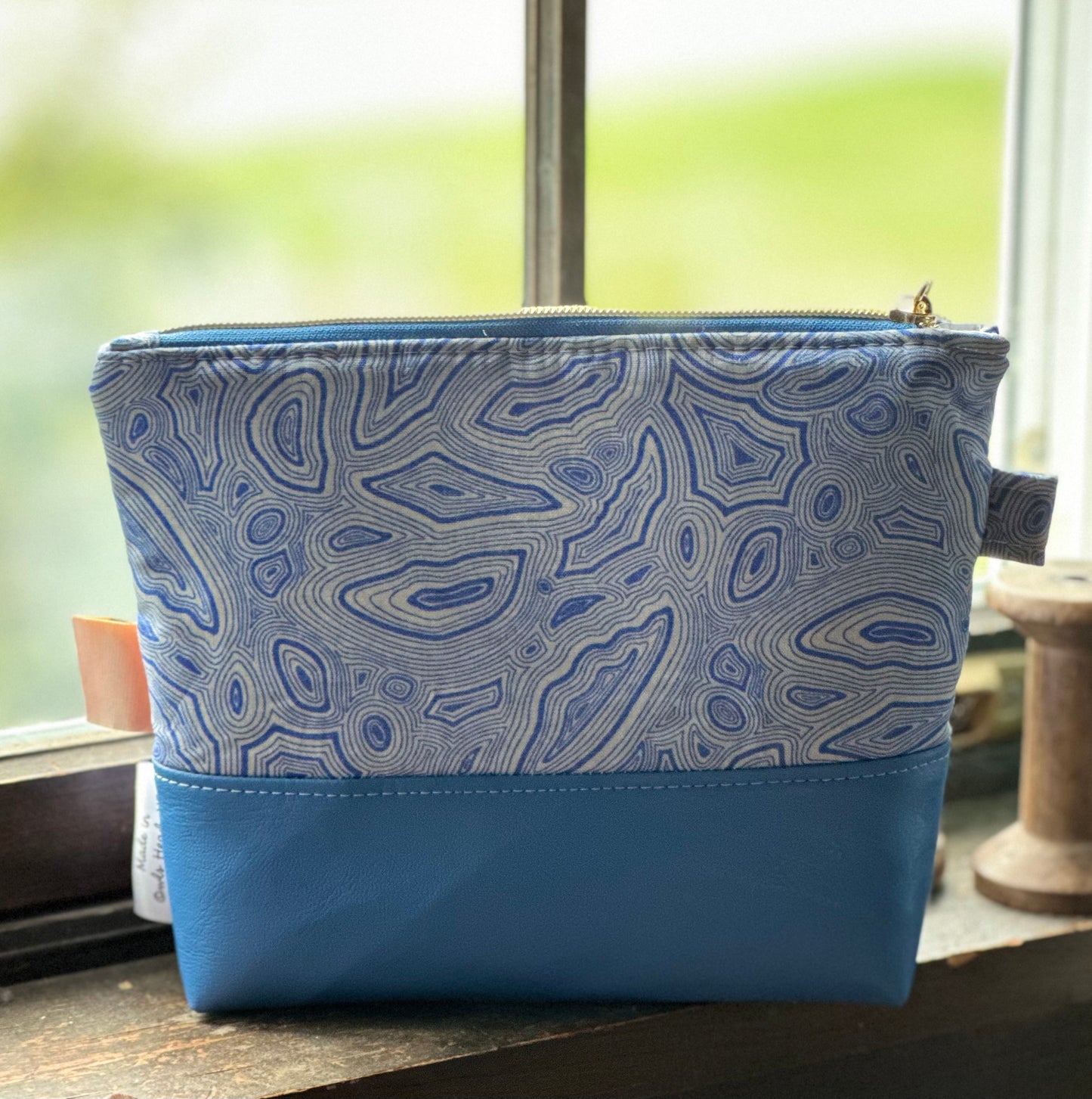 Blue Lobster Andy Zip Pouch