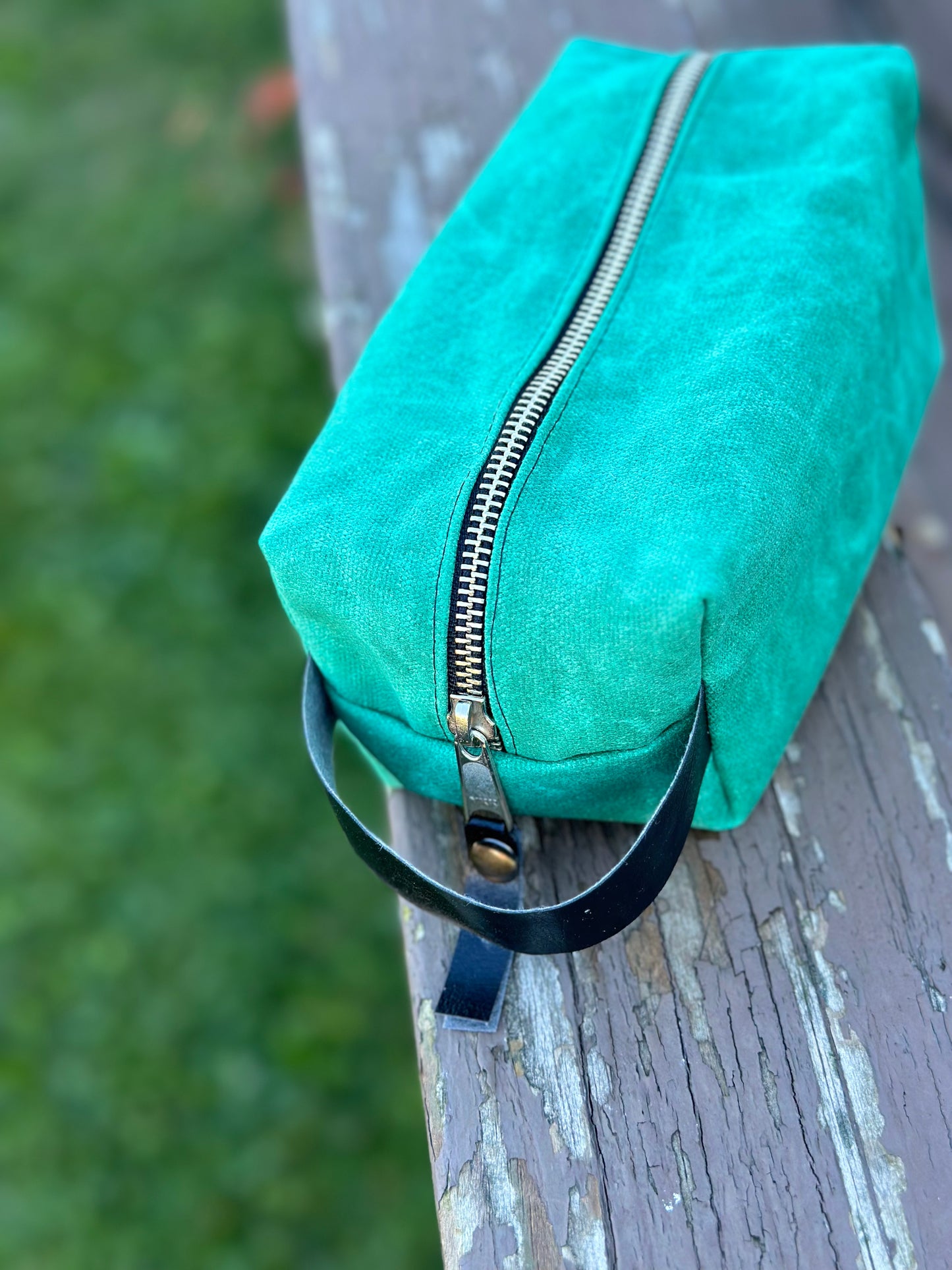 Medium Green Travel Bag